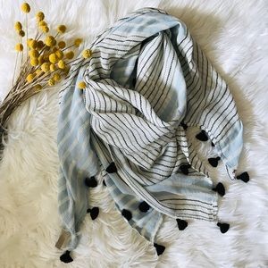 LOFT Accessories - LOFT Square Scarf LOFT Accessories - LOFT Square Scarf